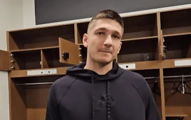 球探比分-阿伦：狄龙清楚自己的技犯次数，他的拼劲正是我们需要的