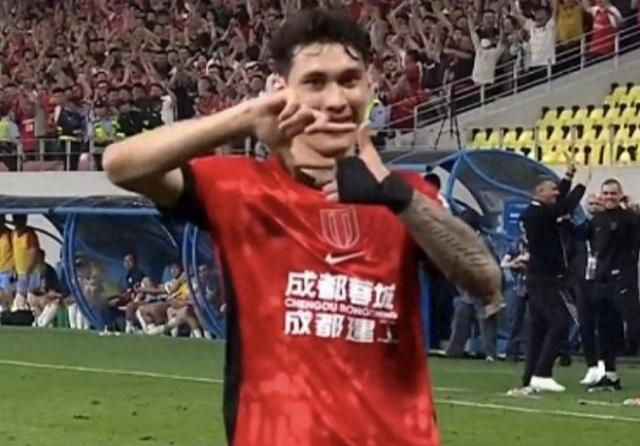 足球比分-成都蓉城豪取8连胜，进攻防守全中超第一：至少8人可进国足！|国脚|邵佳一|国足主帅|刘殿座|廖力生_新浪体育_新浪新闻